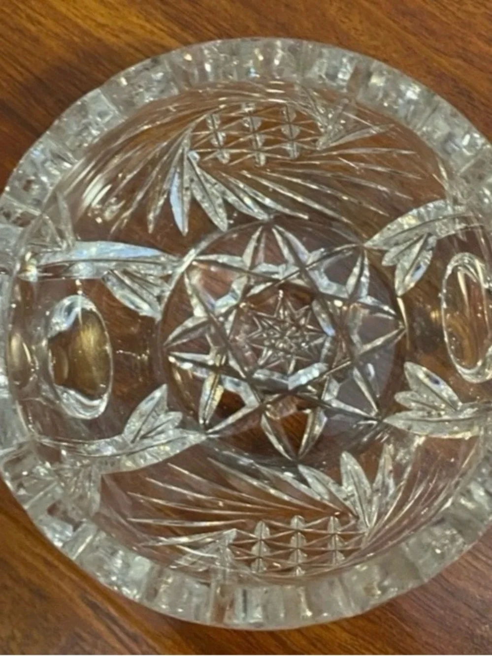 N/A cut glass